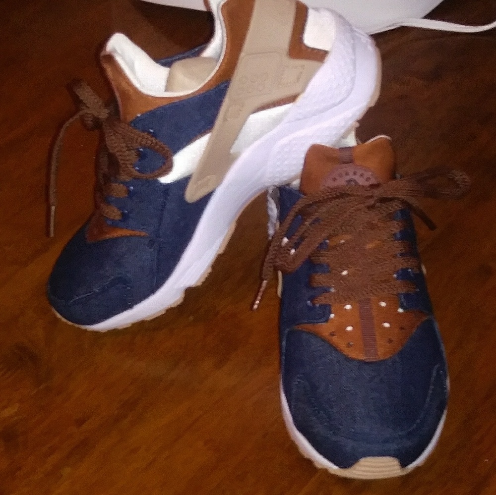 Denim Nike Huaraches